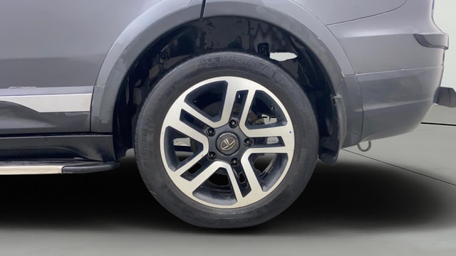 View Tata Hexa Image 8 Used Tata Hexa Image 8