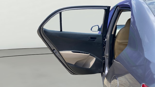 View Hyundai Xcent Image 16 Used Hyundai Xcent Image 16