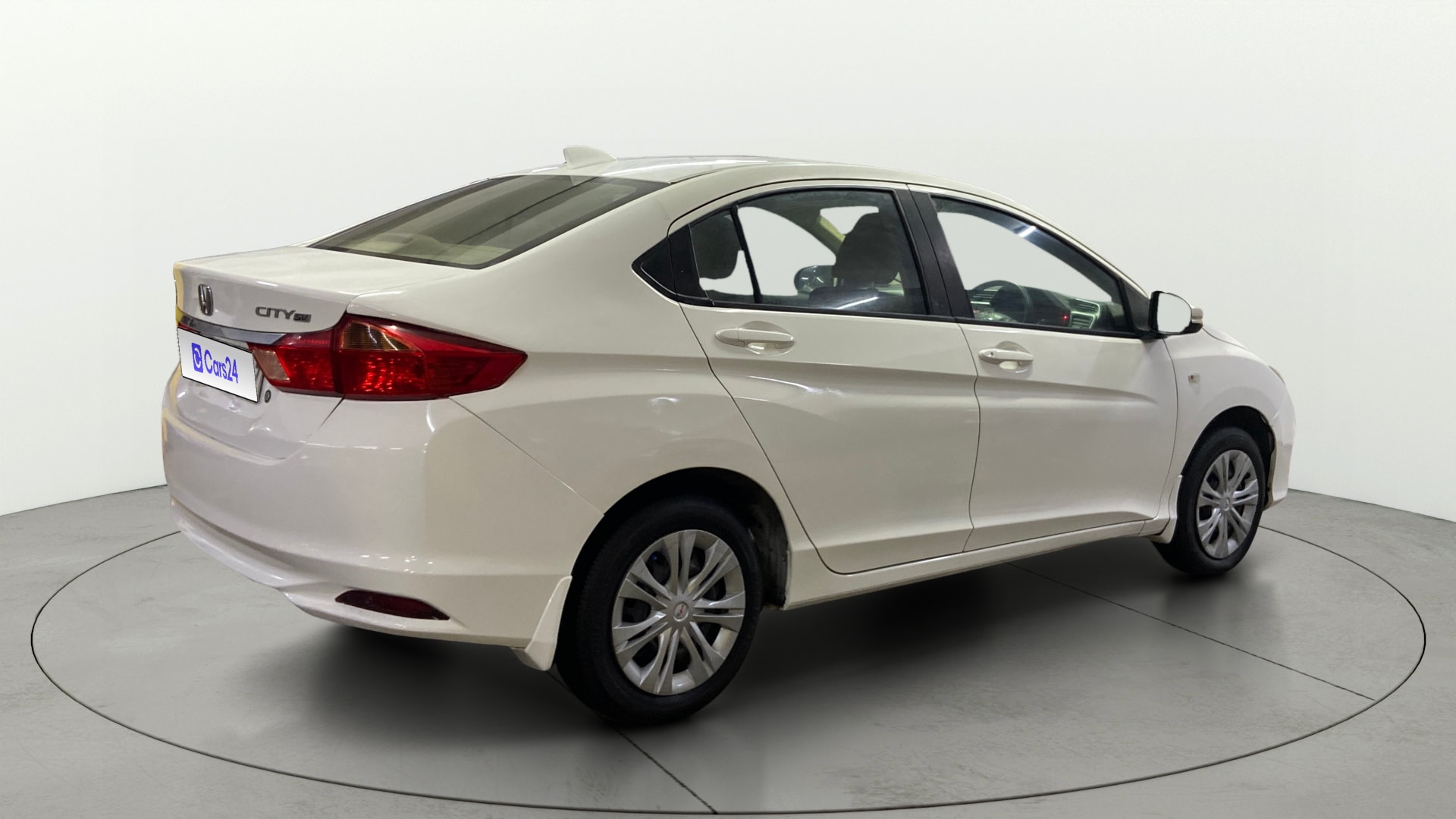 View 2015 Honda City ZX MT Diesel Anniversary Edition Image 42 Used 2015 Honda City ZX MT Diesel Anniversary Edition Image 42