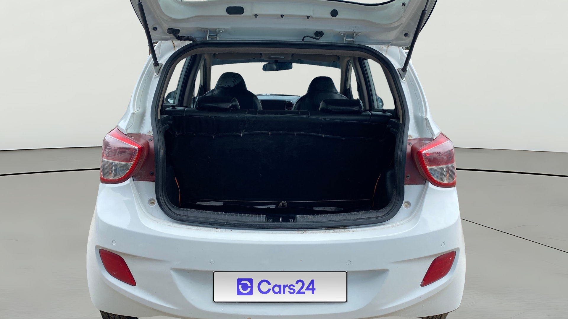 View 2014 Hyundai Grand i10 1.2 Asta Petrol Image 39 Used 2014 Hyundai Grand i10 1.2 Asta Petrol Image 39