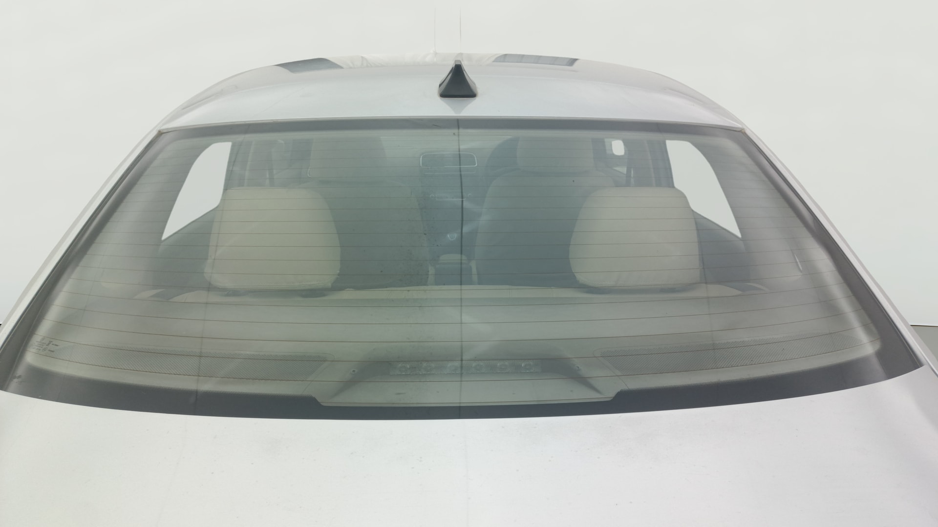 View 2013 Skoda Rapid 1.6 MPI Ambition Petrol BS IV Image 4 Used 2013 Skoda Rapid 1.6 MPI Ambition Petrol BS IV Image 4