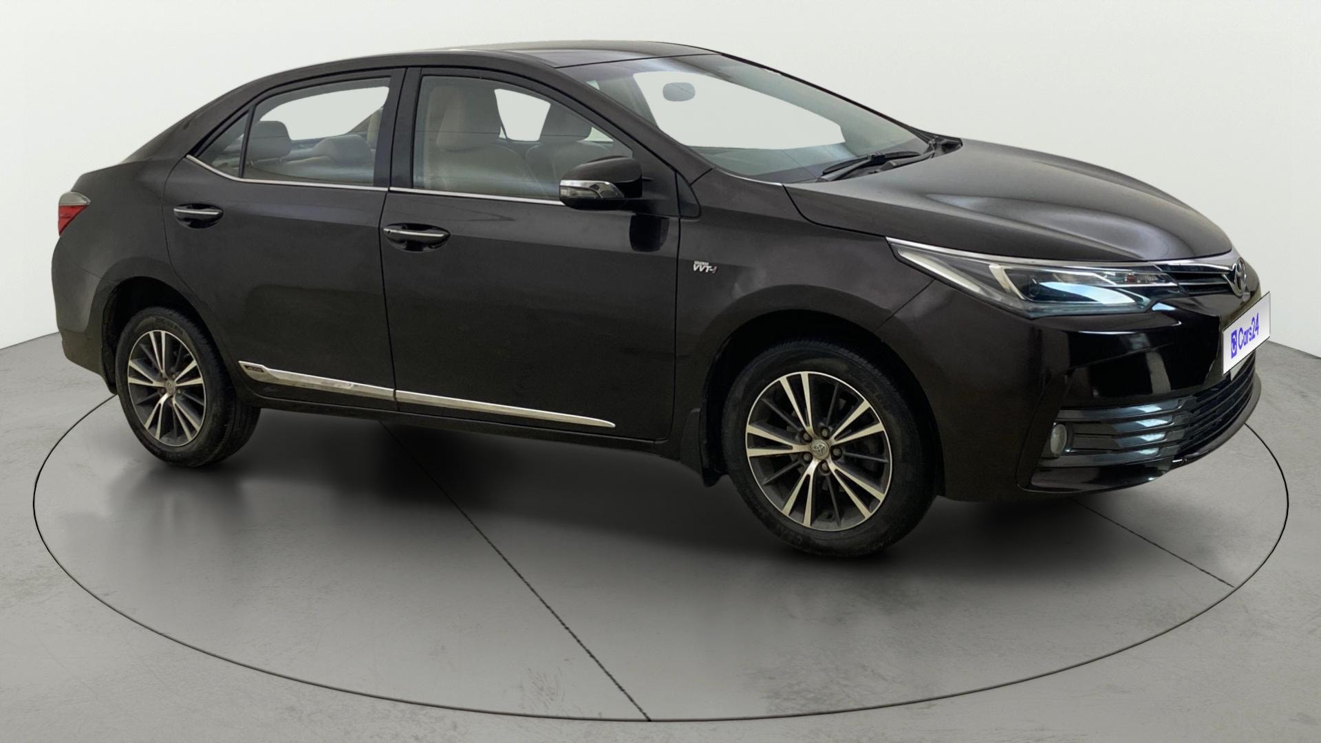 View 2017 Toyota Corolla Altis 1.8 VL AT Image 37 Used 2017 Toyota Corolla Altis 1.8 VL AT Image 37