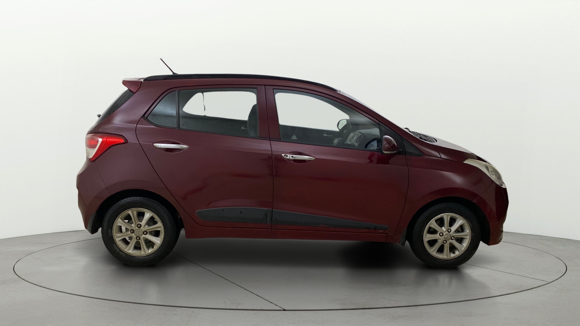 View 2015 Hyundai Grand i10 Asta AT 1.2 Kappa VTVT Image 8 Used 2015 Hyundai Grand i10 Asta AT 1.2 Kappa VTVT Image 8