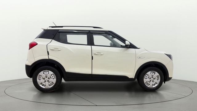 View Mahindra XUV300 Image 8 Used Mahindra XUV300 Image 8