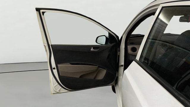 View Hyundai Grand i10 Image 35 Used Hyundai Grand i10 Image 35