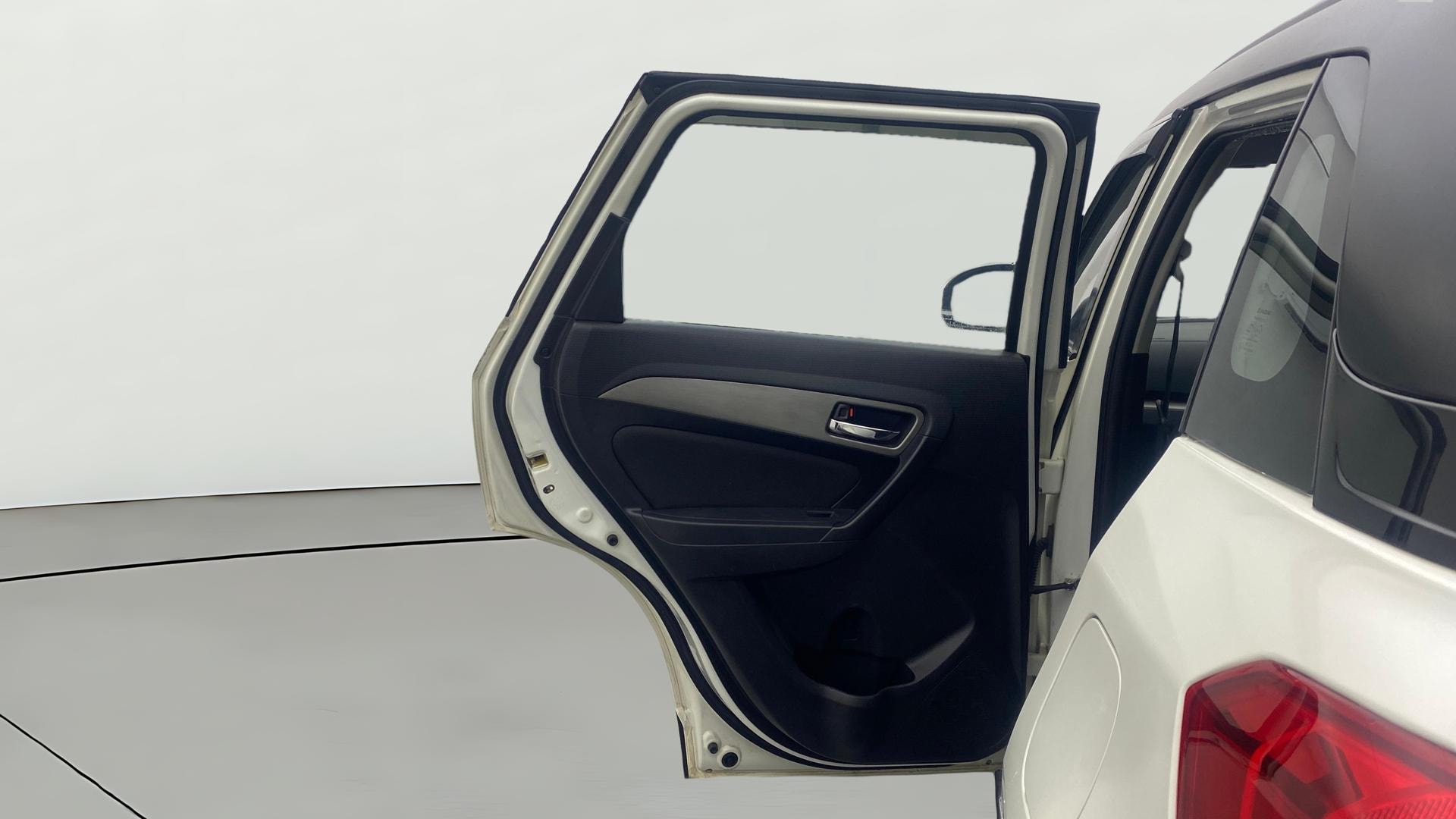 View 2019 Maruti Suzuki 1000 Base Variant Image 22 Used 2019 Maruti Suzuki 1000 Base Variant Image 22