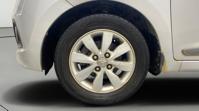 View Hyundai Xcent Image 33 Used Hyundai Xcent Image 33