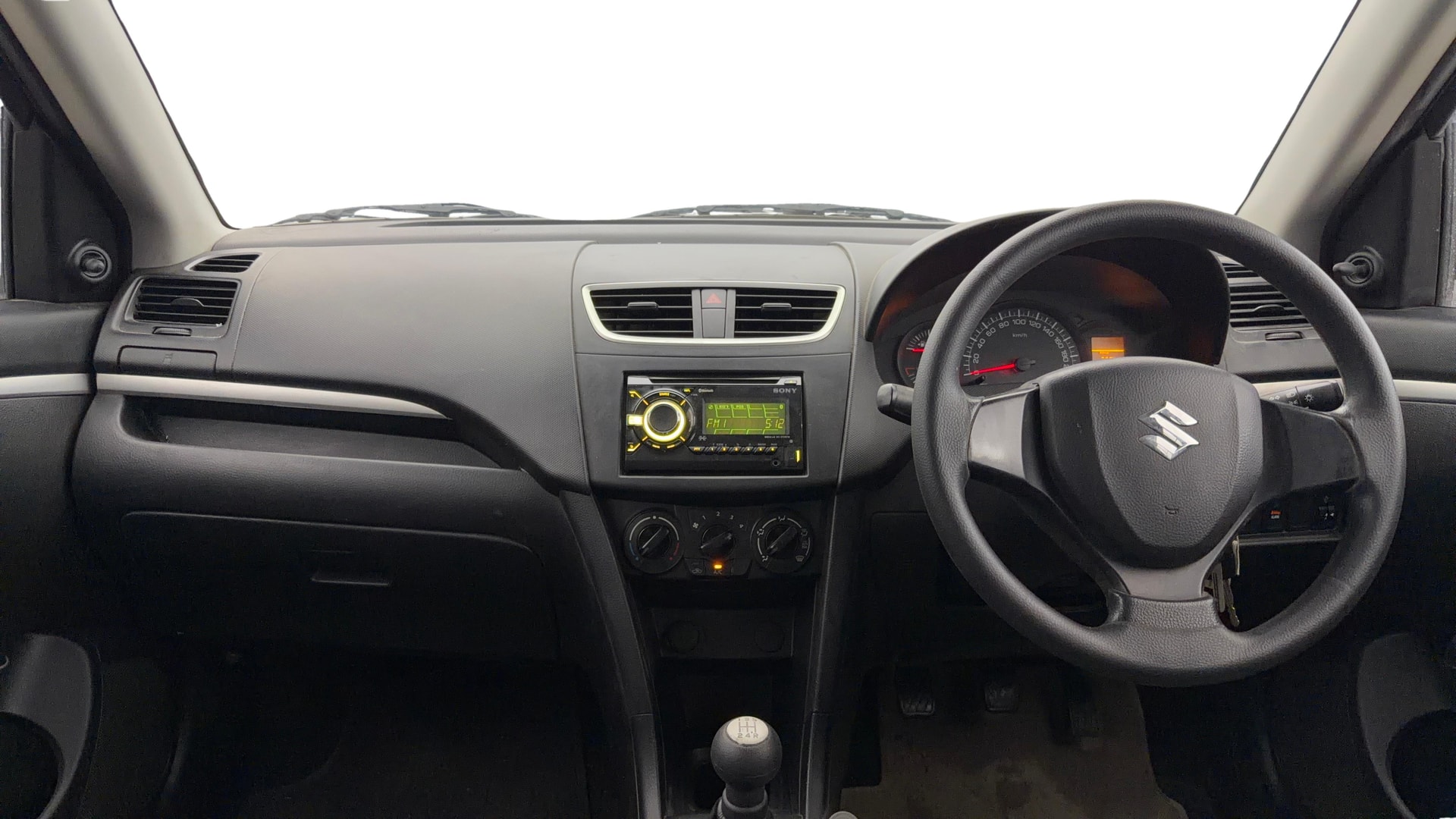 View 2015 Maruti Suzuki 1000 Base Variant Image 15 Used 2015 Maruti Suzuki 1000 Base Variant Image 15