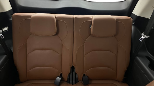 View MG Hector Plus Image 10 Used MG Hector Plus Image 10