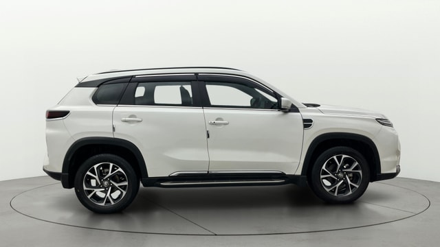 View Toyota Urban Cruiser Hyryder Image 28 Used Toyota Urban Cruiser Hyryder Image 28