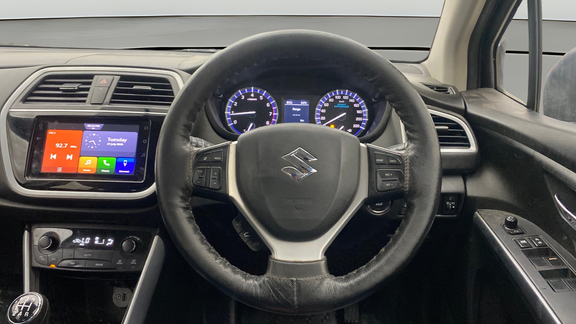 View 2022 Maruti Suzuki 1000 Base Variant Image 13 Used 2022 Maruti Suzuki 1000 Base Variant Image 13