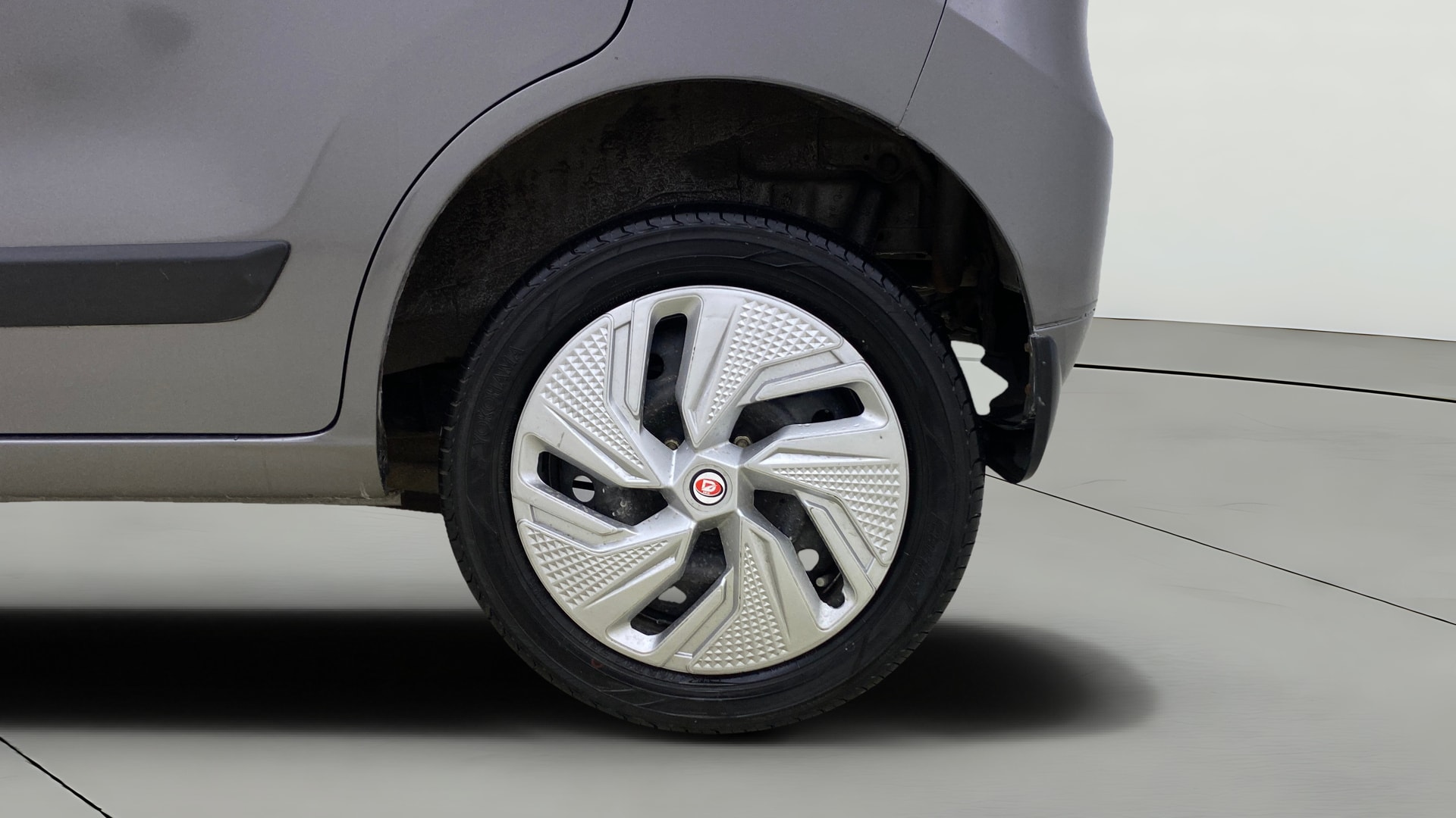 View 2015 Maruti Suzuki 1000 Base Variant Image 11 Used 2015 Maruti Suzuki 1000 Base Variant Image 11
