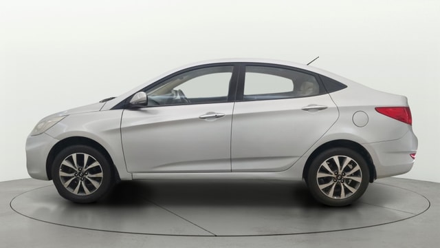 View Hyundai Fluidic Verna Image 5 Used Hyundai Fluidic Verna Image 5