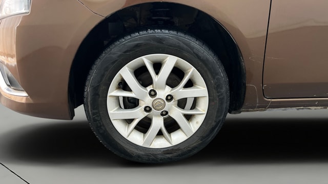 View Nissan Sunny Image 29 Used Nissan Sunny Image 29