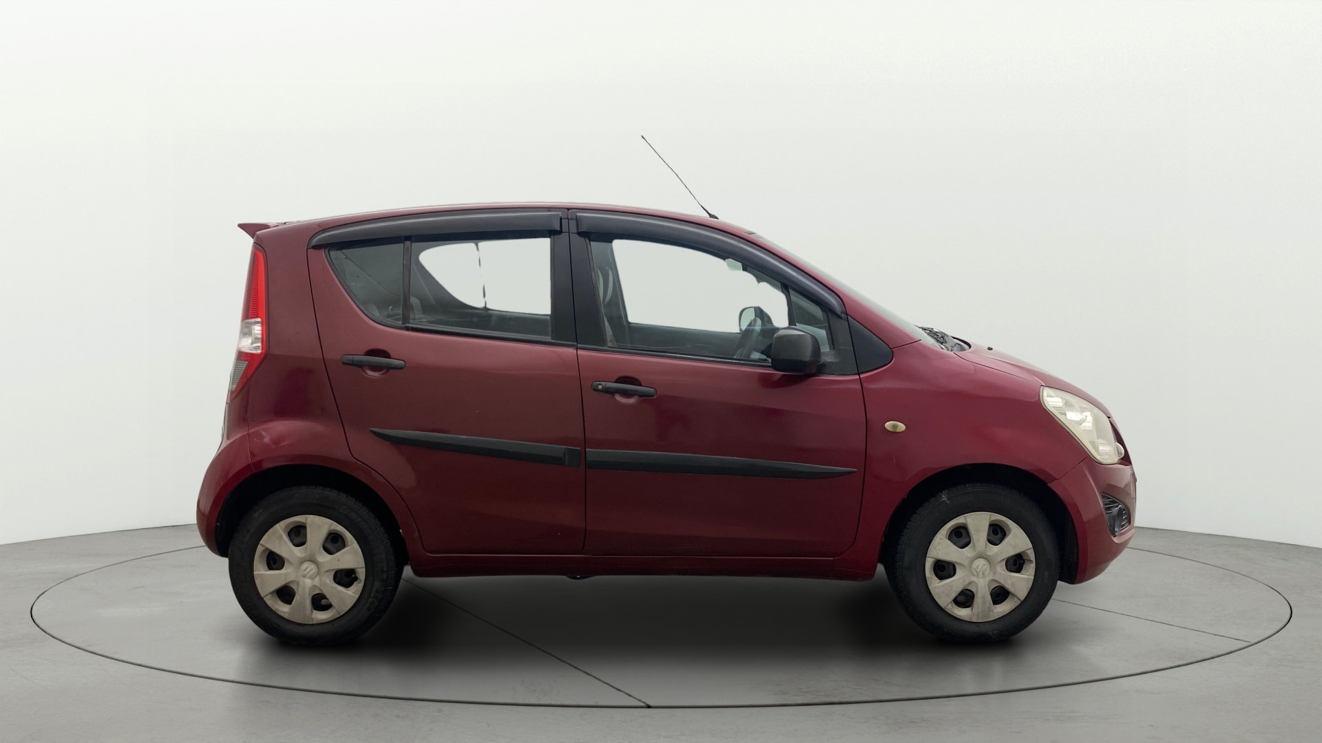 View 2015 Maruti Suzuki 1000 Base Variant Image 8 Used 2015 Maruti Suzuki 1000 Base Variant Image 8