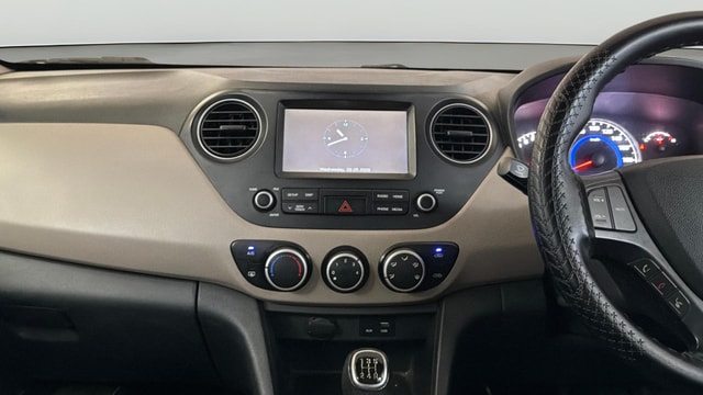 View Hyundai Grand i10 Image 17 Used Hyundai Grand i10 Image 17