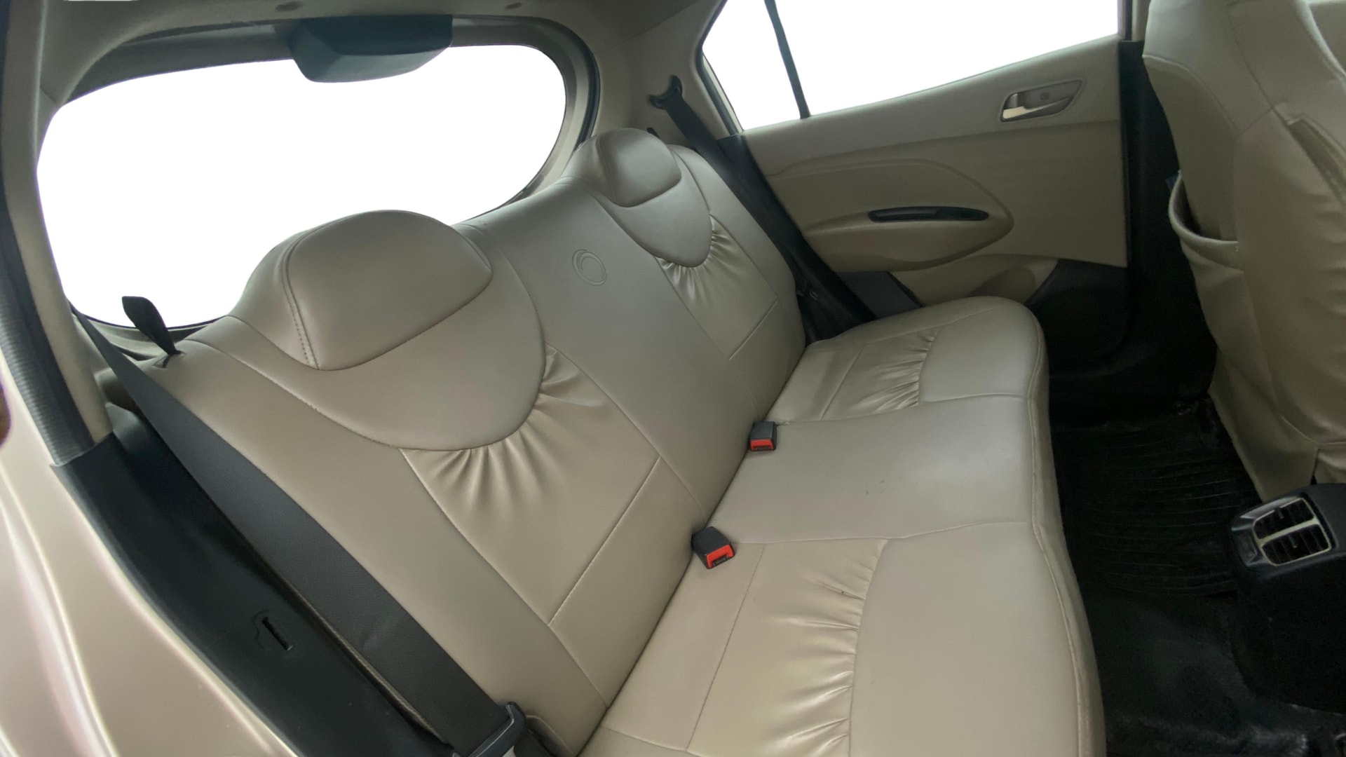 View 2020 Hyundai New Santro D-Lite Petrol Image 28 Used 2020 Hyundai New Santro D-Lite Petrol Image 28