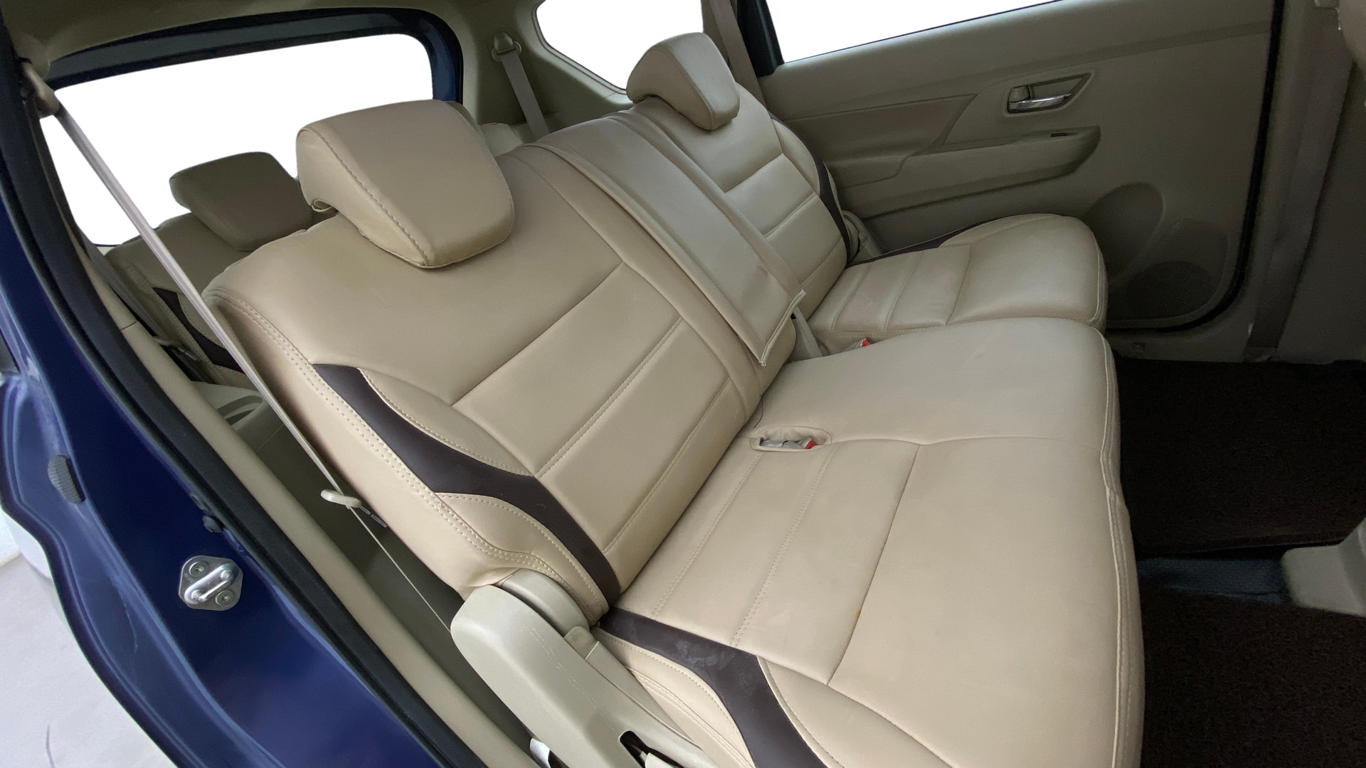 View 2020 Maruti Suzuki 1000 Base Variant Image 30 Used 2020 Maruti Suzuki 1000 Base Variant Image 30
