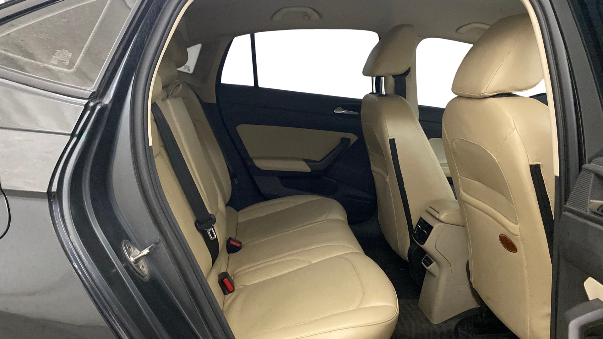 View 2022 Skoda Slavia Ambition 1.0 TSI MT Image 29 Used 2022 Skoda Slavia Ambition 1.0 TSI MT Image 29