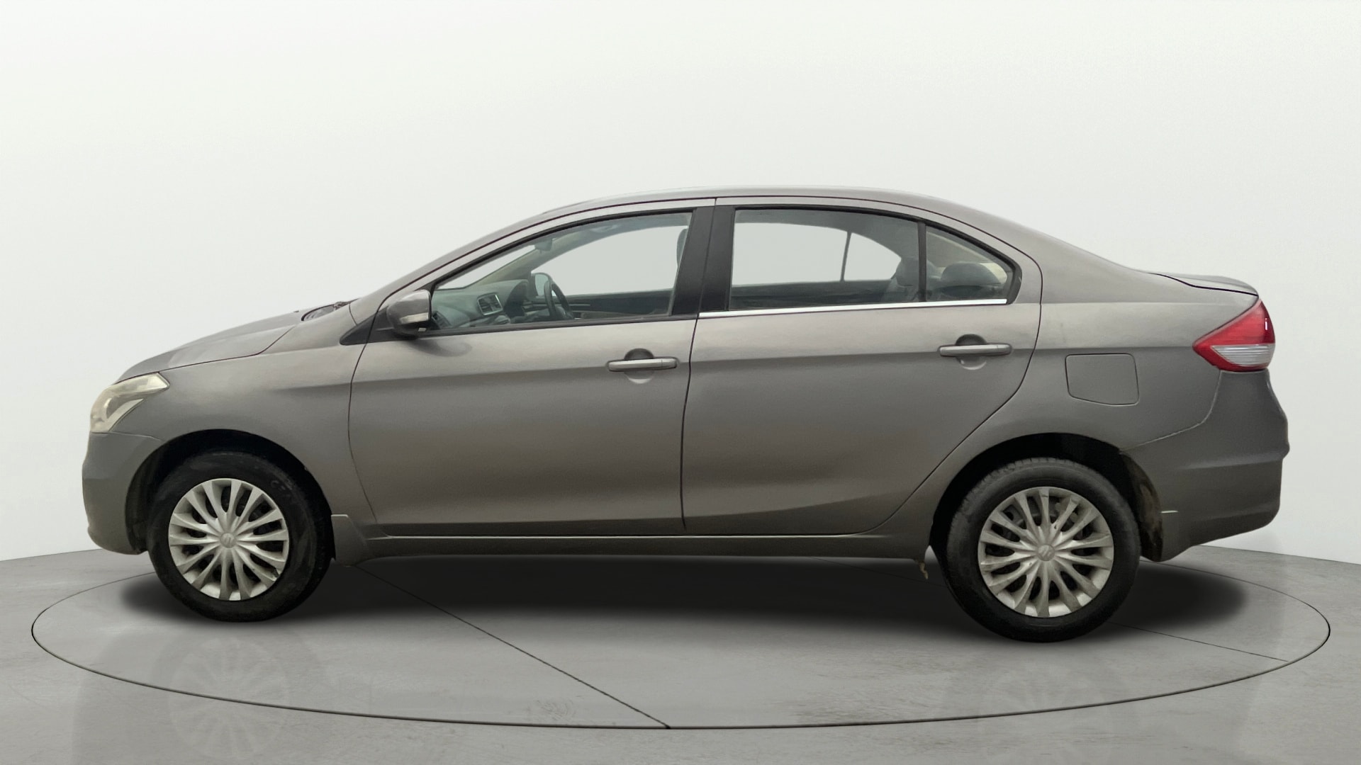 View 2018 Maruti Suzuki 1000 Base Variant Image 24 Used 2018 Maruti Suzuki 1000 Base Variant Image 24