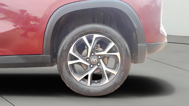 View Toyota Urban Cruiser Hyryder Image 12 Used Toyota Urban Cruiser Hyryder Image 12