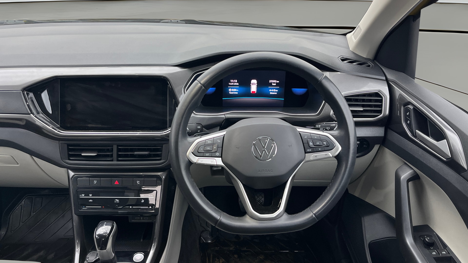 View 2022 Volkswagen Taigun 1.0 TSI Topline AT Image 13 Used 2022 Volkswagen Taigun 1.0 TSI Topline AT Image 13