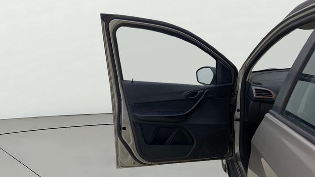 View Tata Tiago NRG Image 30 Used Tata Tiago NRG Image 30