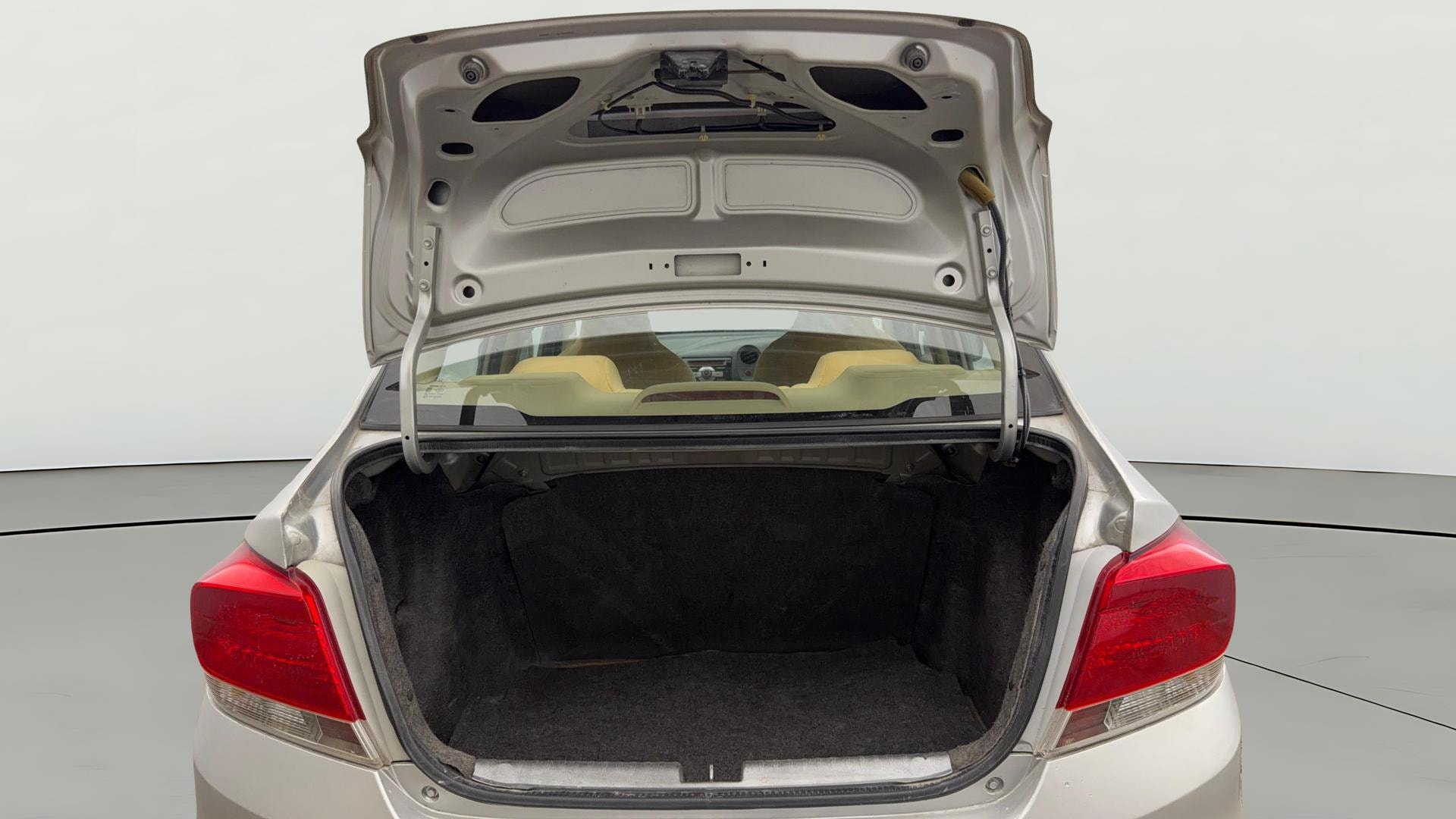 View 2014 Honda Amaze E MT Petrol BS IV Image 36 Used 2014 Honda Amaze E MT Petrol BS IV Image 36