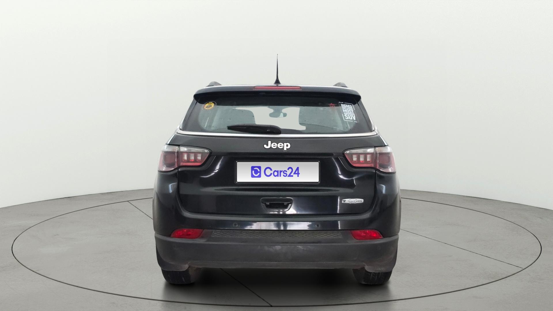 View 2018 Jeep Compass Longitude (O) 2.0 Diesel MT Image 39 Used 2018 Jeep Compass Longitude (O) 2.0 Diesel MT Image 39