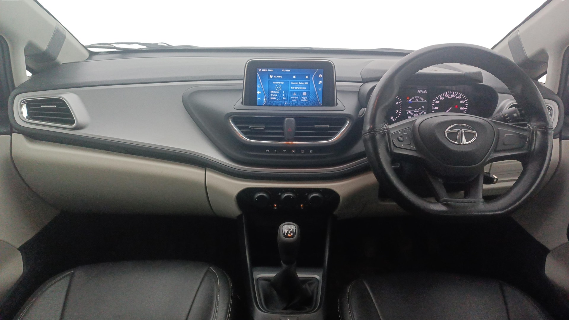 View 2021 Tata Altroz XM Plus Petrol Image 15 Used 2021 Tata Altroz XM Plus Petrol Image 15