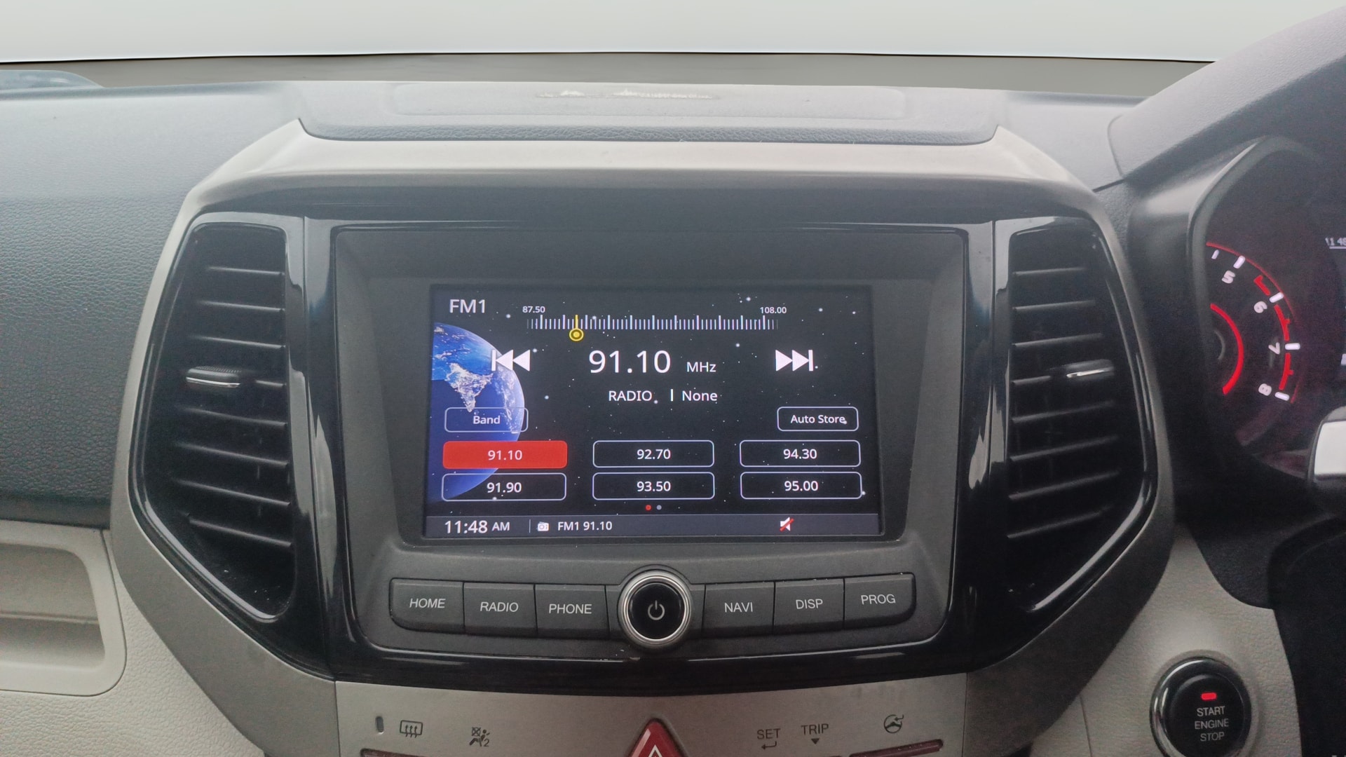 Used 2020 Mahindra XUV300 Used 2020 Mahindra XUV300