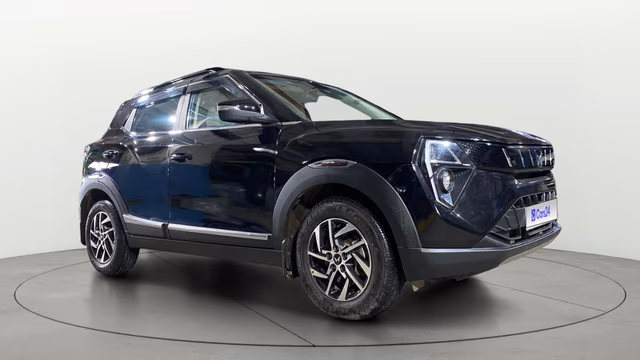 View Mahindra XUV 3XO Image 39 Used Mahindra XUV 3XO Image 39