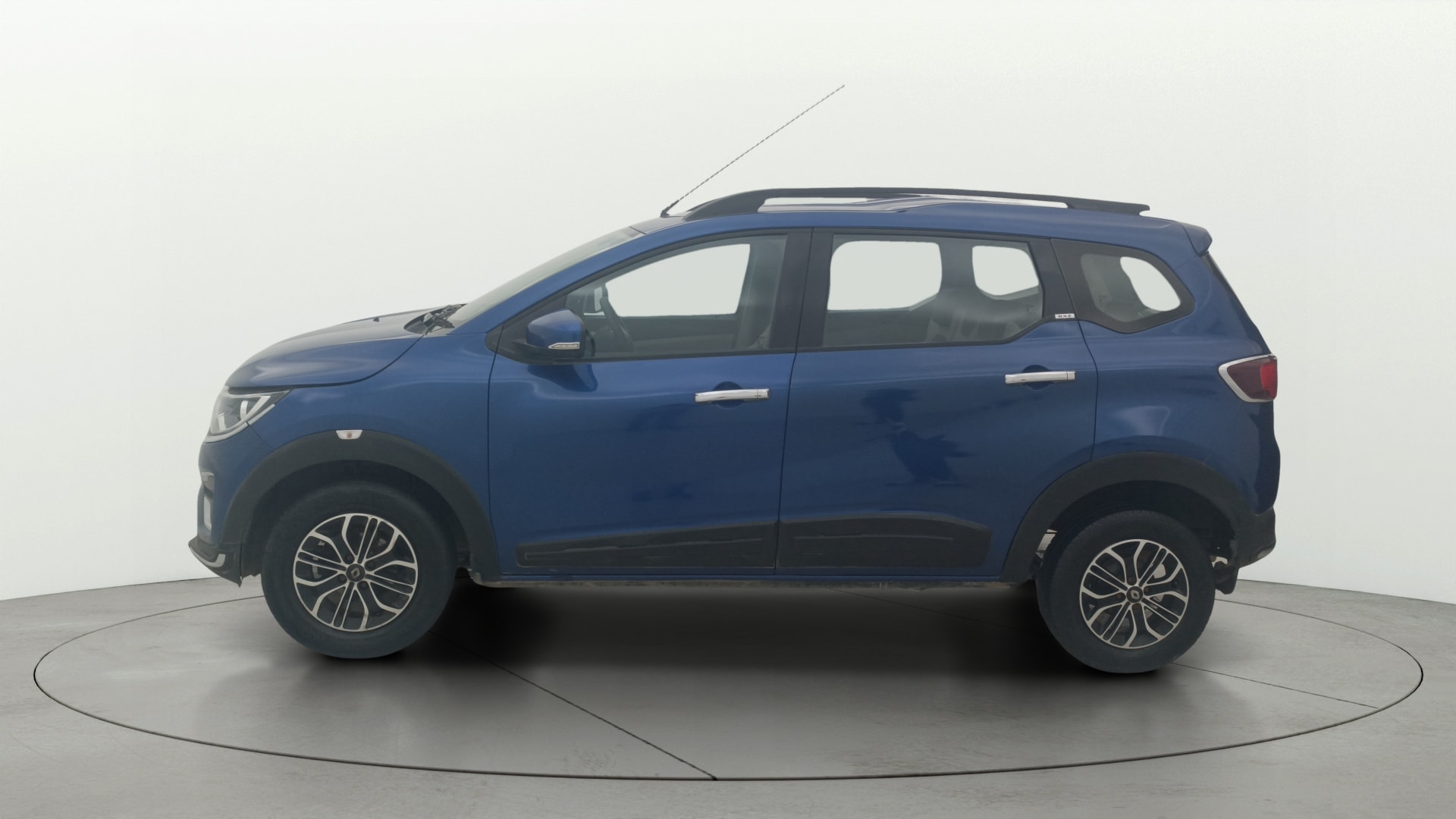 View 2019 Renault Triber RXZ Image 27 Used 2019 Renault Triber RXZ Image 27