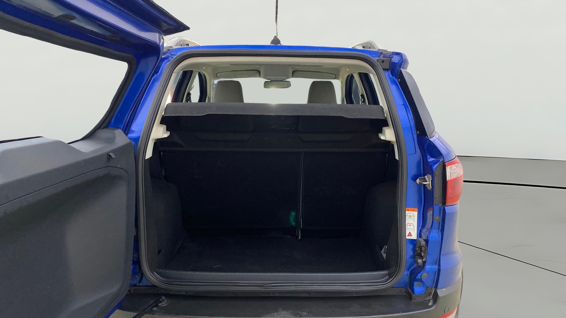 View 2020 Ford EcoSport 1.5 TDCi Diesel Ambiente BS IV Image 40 Used 2020 Ford EcoSport 1.5 TDCi Diesel Ambiente BS IV Image 40