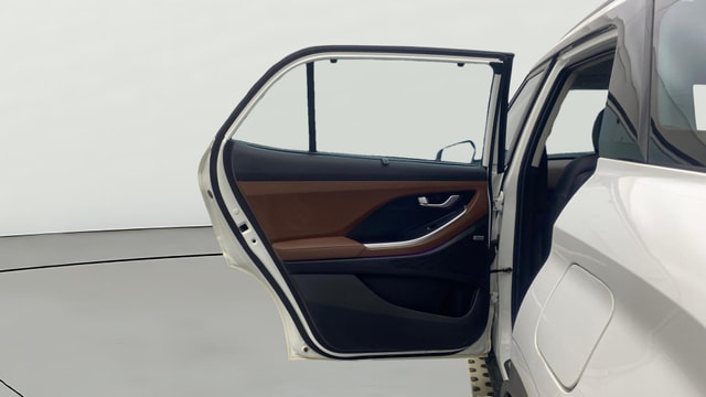 View Hyundai Alcazar Image 16 Used Hyundai Alcazar Image 16