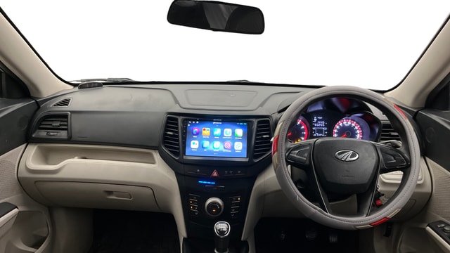 View Mahindra XUV300 Image 29 Used Mahindra XUV300 Image 29