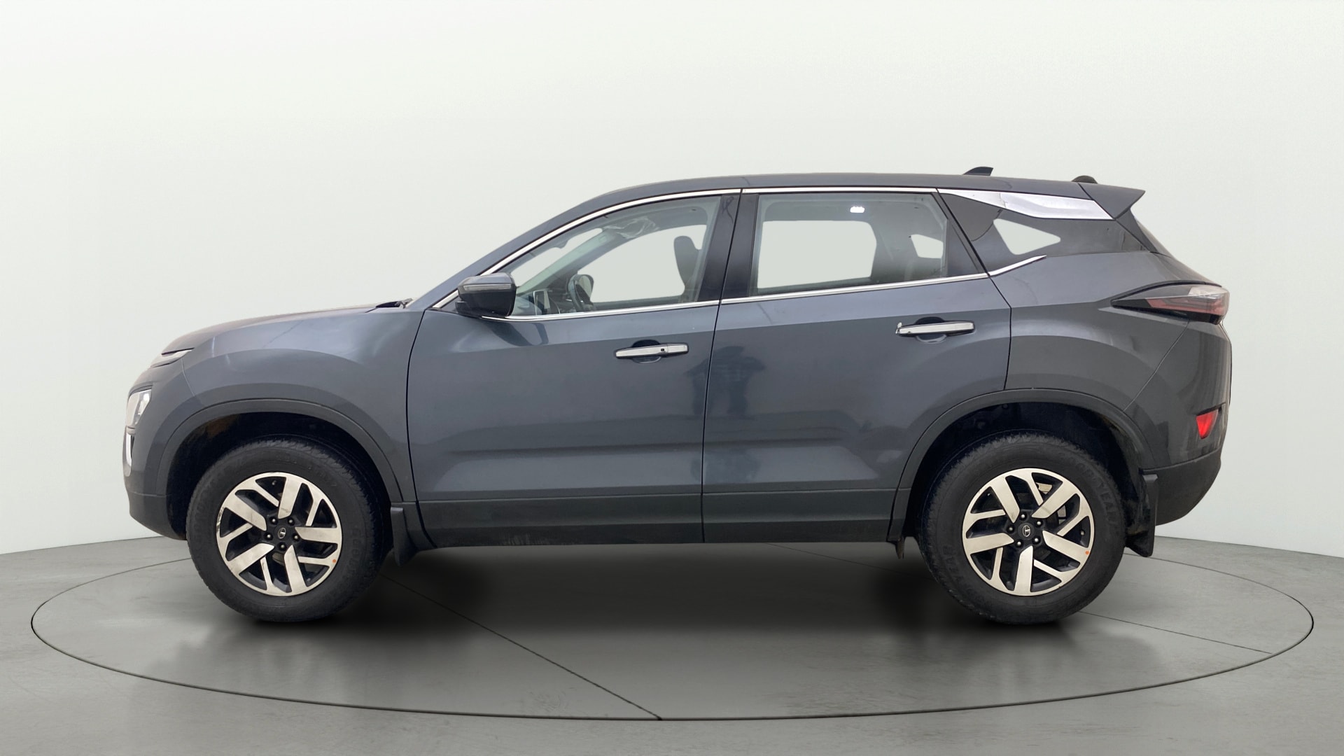 View 2021 Tata Harrier XE Image 5 Used 2021 Tata Harrier XE Image 5
