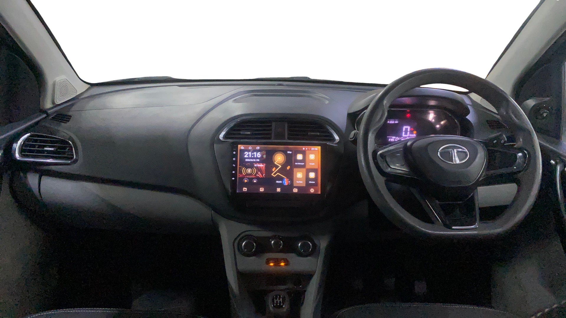 View 2020 Tata Tiago Revotorq XB Image 32 Used 2020 Tata Tiago Revotorq XB Image 32