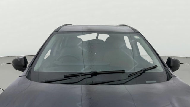 View Mahindra XUV700 Image 30 Used Mahindra XUV700 Image 30