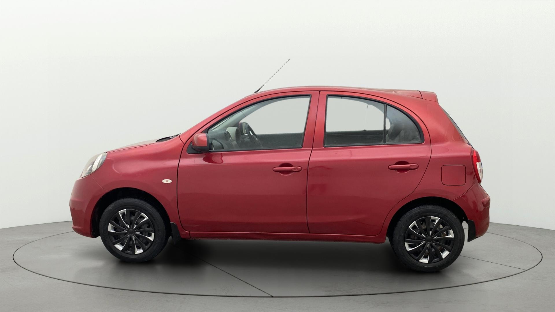 View 2016 Nissan Micra Active XV S Image 5 Used 2016 Nissan Micra Active XV S Image 5