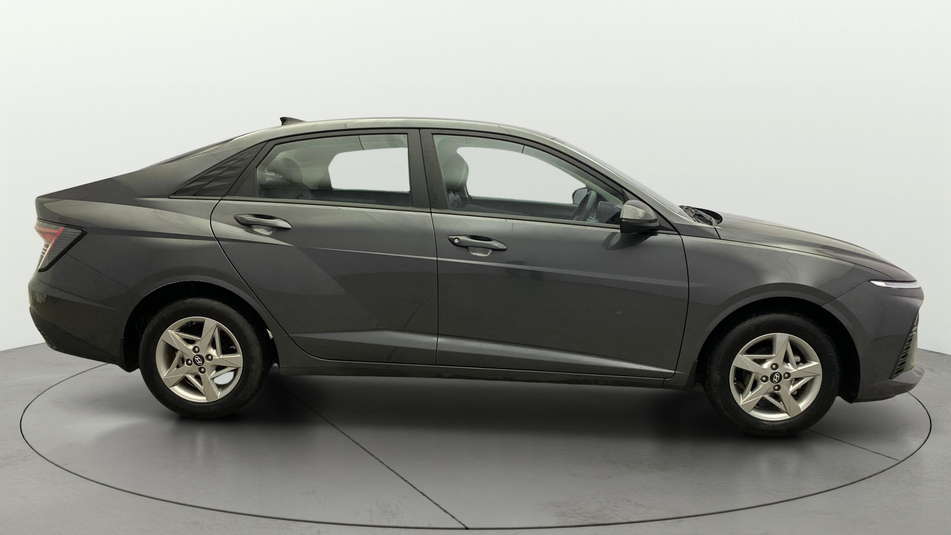 View 2023 Hyundai Verna 1.4 VTVT E Image 9 Used 2023 Hyundai Verna 1.4 VTVT E Image 9