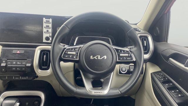View Kia Sonet Image 21 Used Kia Sonet Image 21
