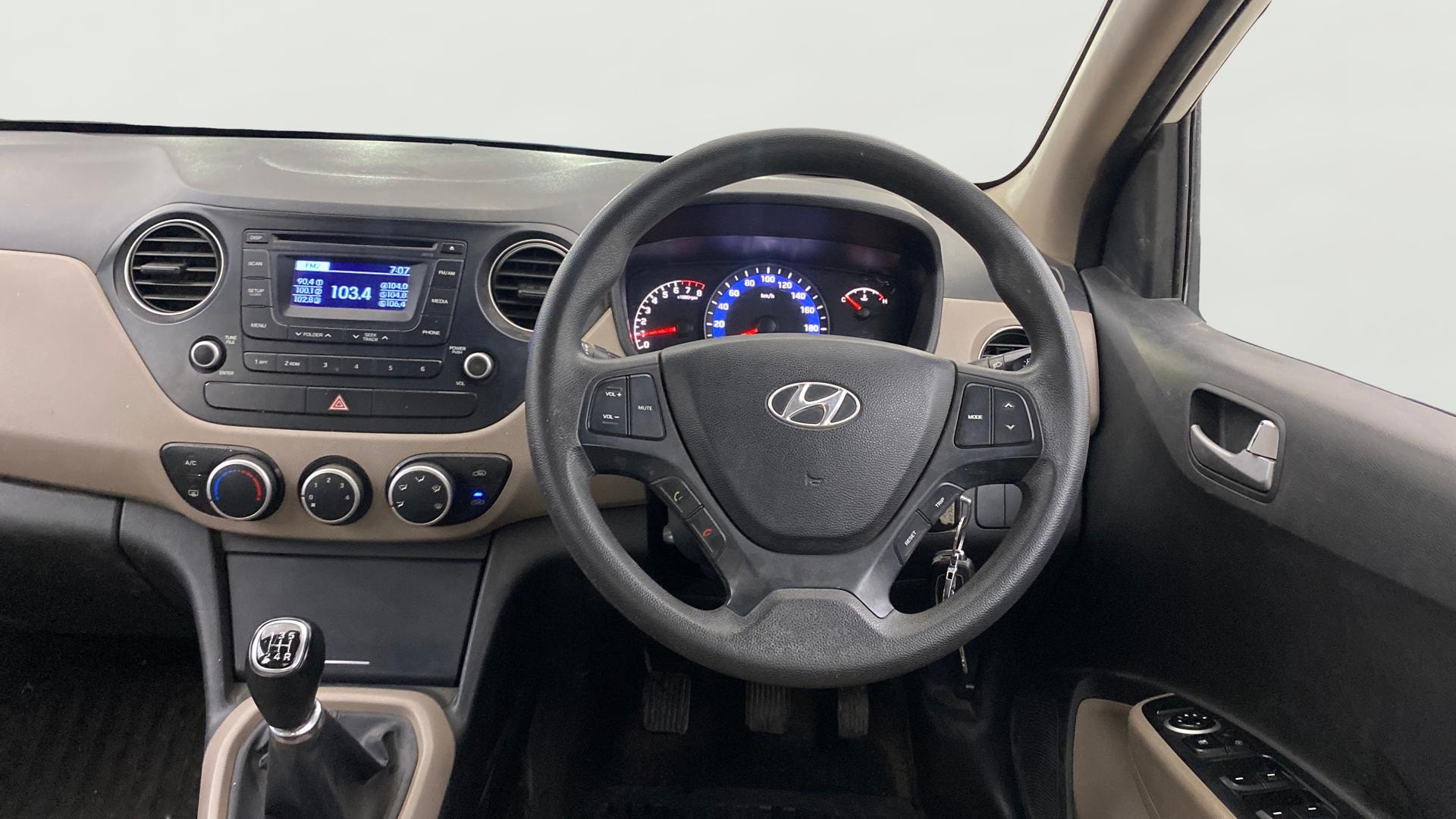 View 2015 Hyundai Xcent S Petrol Image 20 Used 2015 Hyundai Xcent S Petrol Image 20
