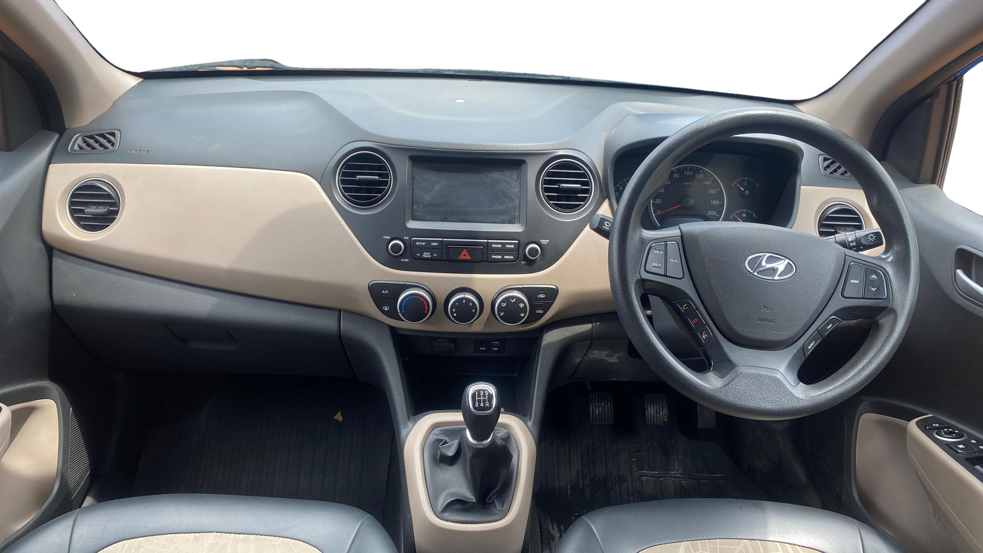 View 2019 Hyundai Grand i10 Sportz 1.2 Kappa Image 15 Used 2019 Hyundai Grand i10 Sportz 1.2 Kappa Image 15