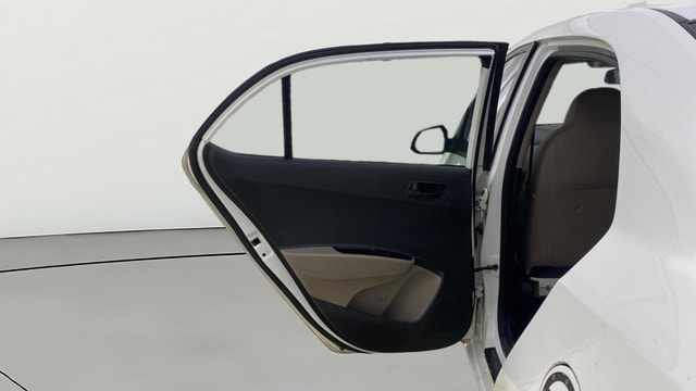 View Hyundai Xcent Image 22 Used Hyundai Xcent Image 22