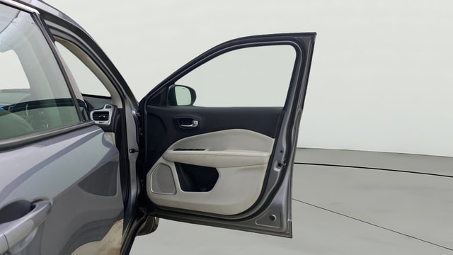 View Jeep Compass Image 47 Used Jeep Compass Image 47