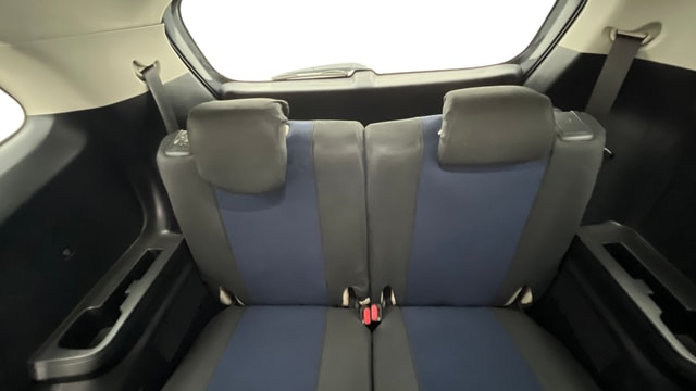 View Kia Carens Image 10 Used Kia Carens Image 10