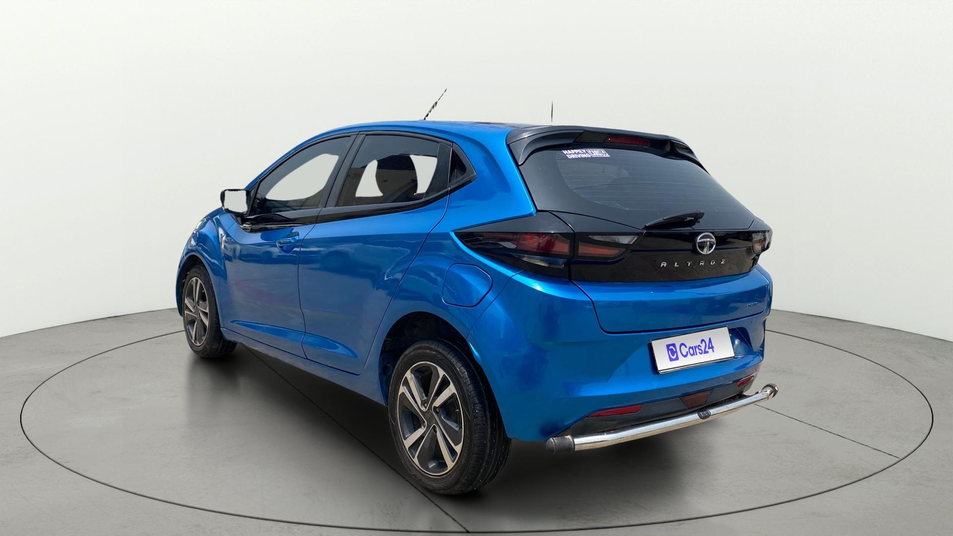 View 2021 Tata Altroz XZ Plus TC Petrol Image 2 Used 2021 Tata Altroz XZ Plus TC Petrol Image 2
