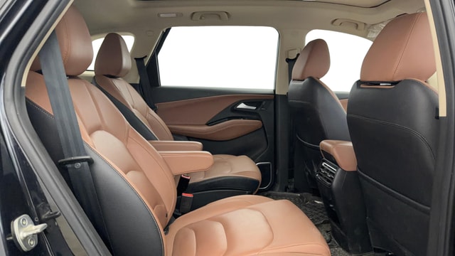 View MG Hector Plus Image 38 Used MG Hector Plus Image 38