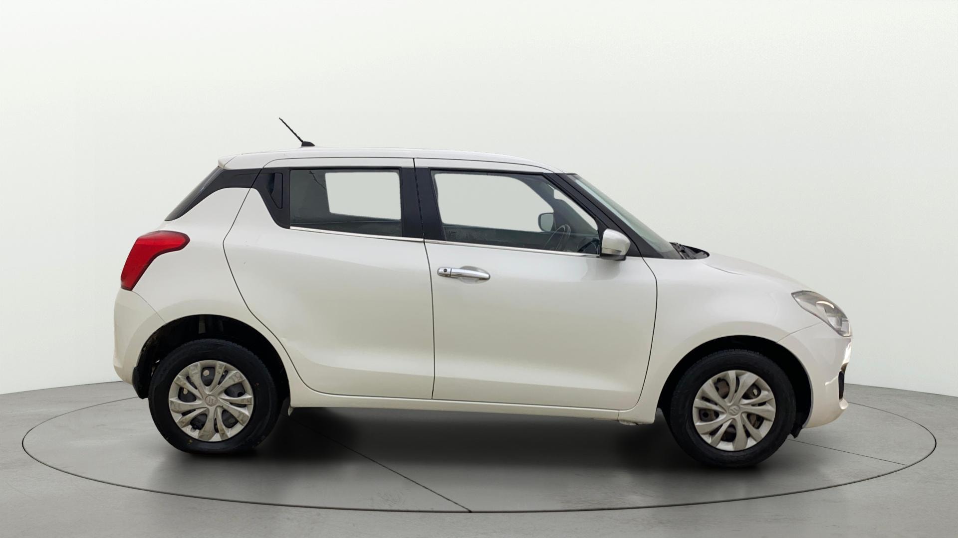 View 2020 Maruti Suzuki 1000 Base Variant Image 8 Used 2020 Maruti Suzuki 1000 Base Variant Image 8